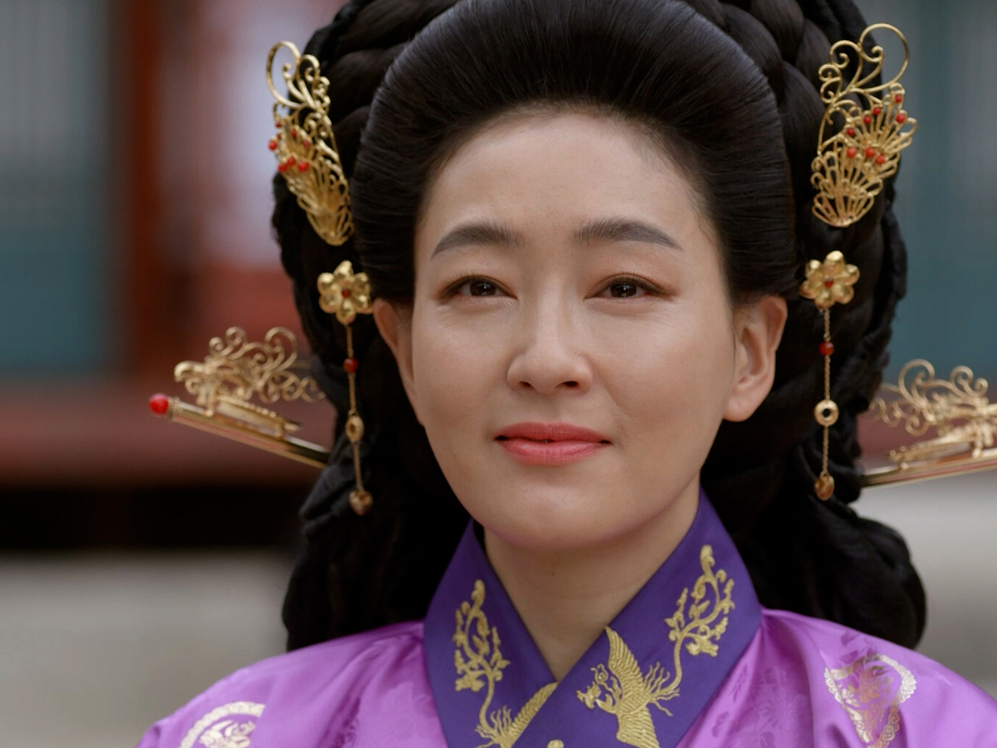 پارک جین هی در نقش ملکه وونگ‌یونگ، سومین ملکهٔ چوسان بازیگر سریال امپراطور اشک ها - Karmadio