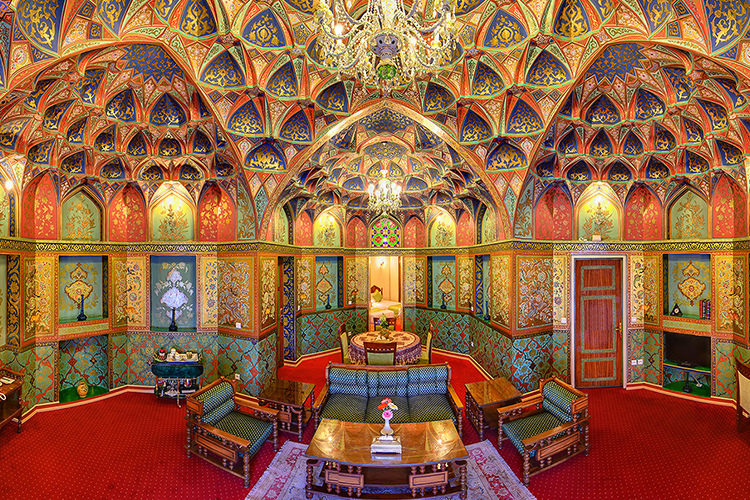  تاریخچه هتل عباسی اصفهان