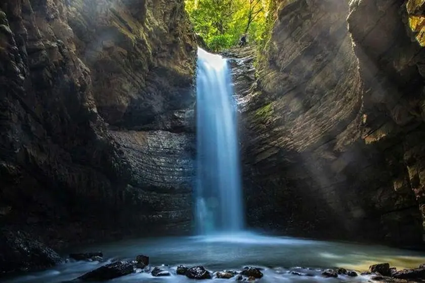 آبشار ویسادار - جاذبه دیدنی و گردشگری استان گیلان