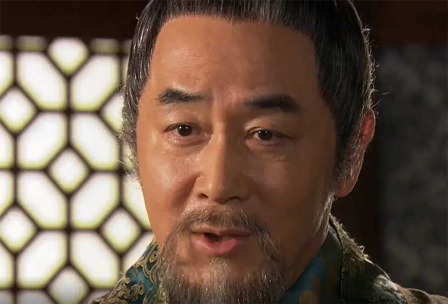 بازیگر نقش شاه گی؛ هان جین هی در سریال امپراطور افسانه ها