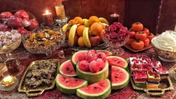 14 نماد و لیست خوراکی های شب یلدا + لیست وسایل و میوه ها