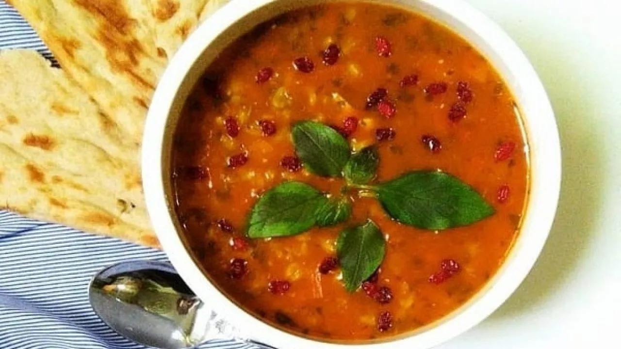 طرز تهیه سوپ زرشک با طعمی بی نظیر و خوشمزه + نکات مهم