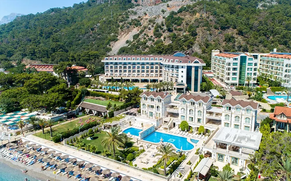 معرفی بهترین هتل‌ های نزدیک ساحل در آنتالیا